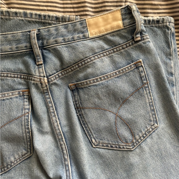Calvin Klein Jeans - Picture 5 of 8